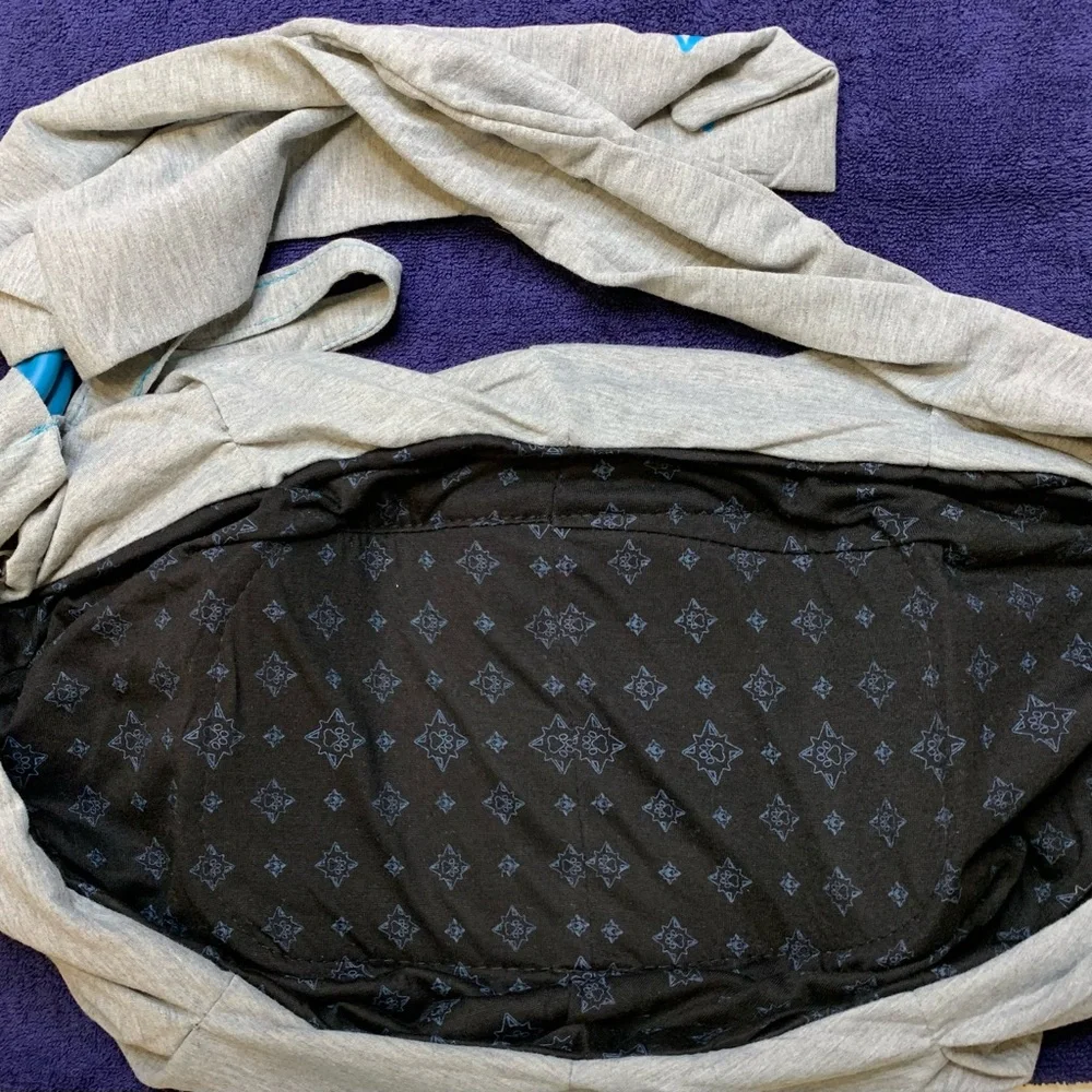 Sherpa Pet Sling Carrier in Gray with Blue Details
